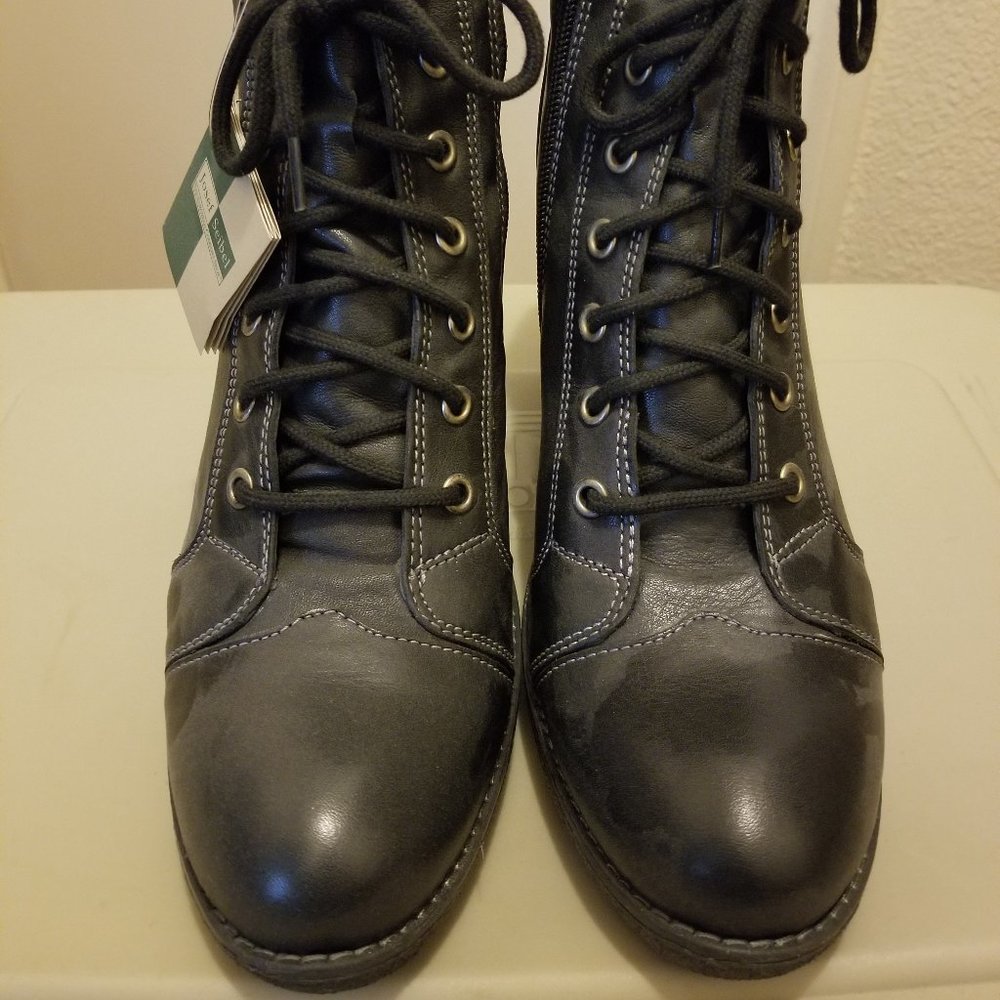 Josef Seibel Heeled Boots (Like New) (Black; 9.5)